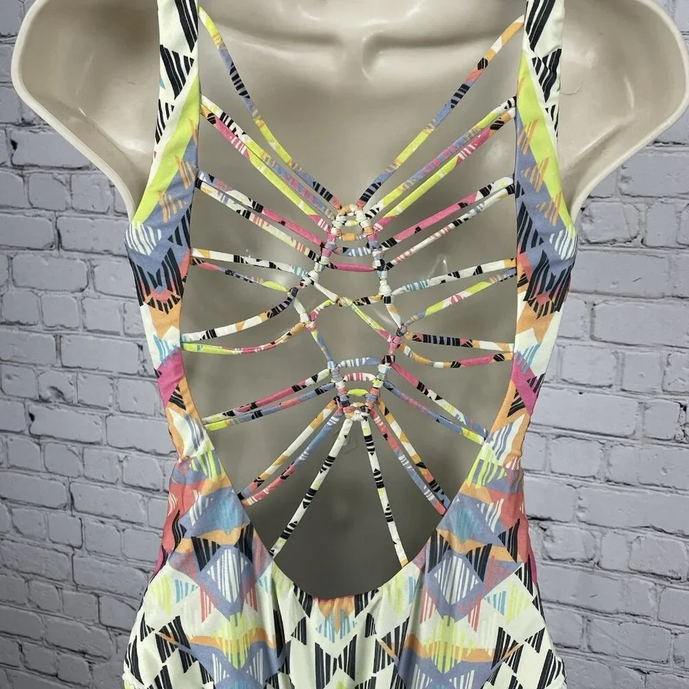 BECCA Multicolor Print Strappy Back Lined One Piece Swimsuit Size Small S